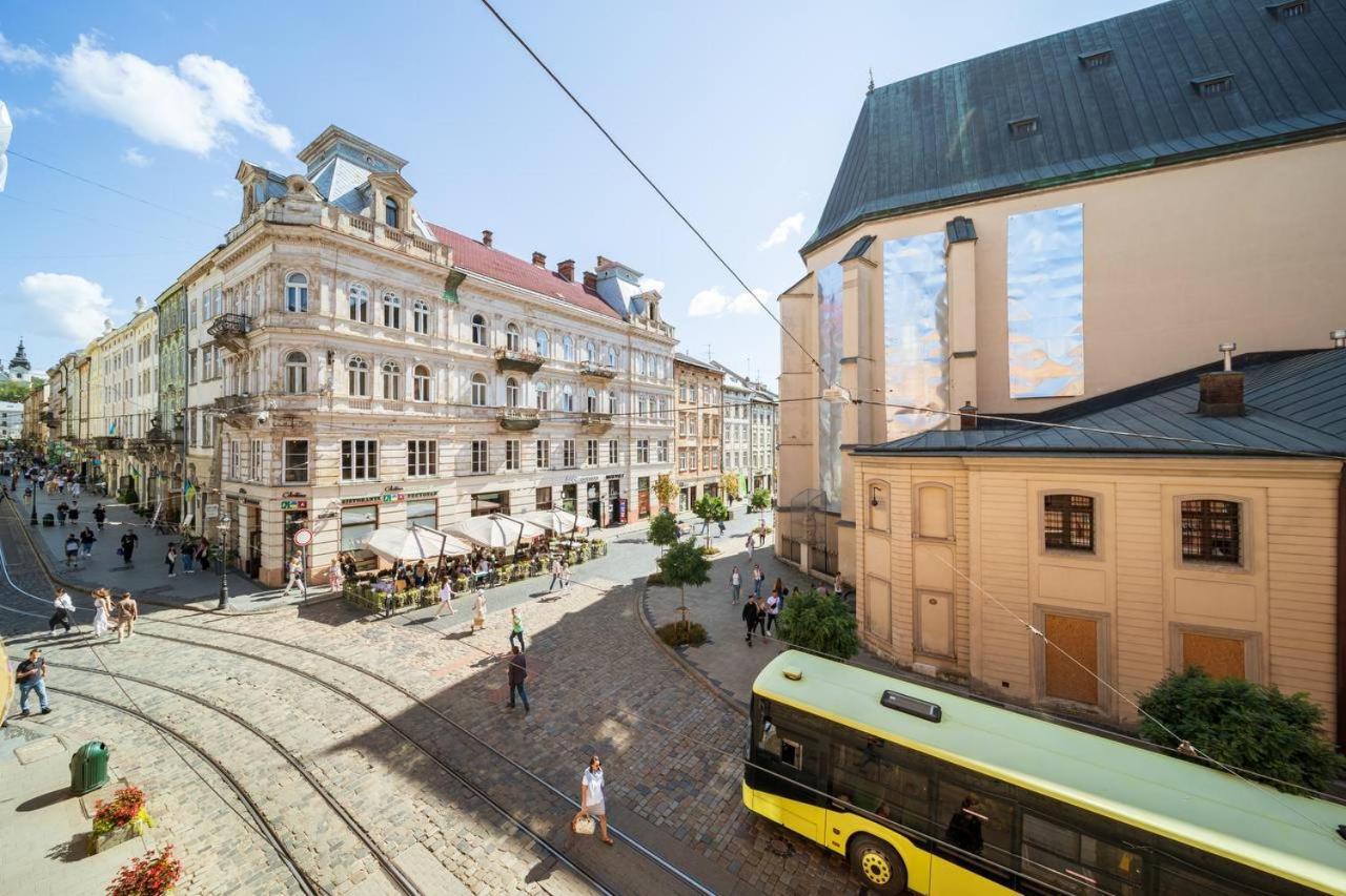 Апартаменти На Площі Ринок 12 Lviv Ngoại thất bức ảnh