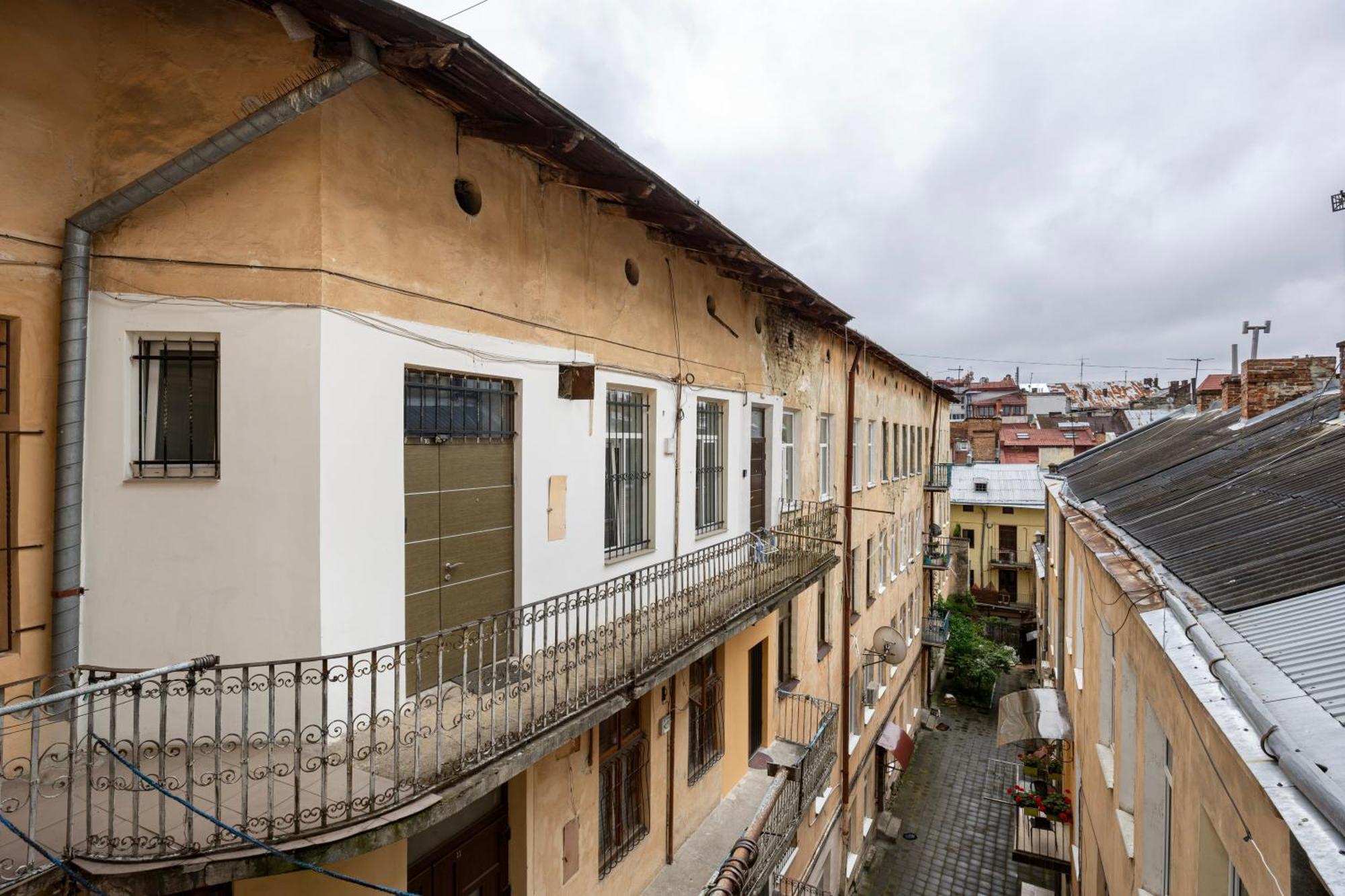 Апартаменти На Площі Ринок 12 Lviv Ngoại thất bức ảnh